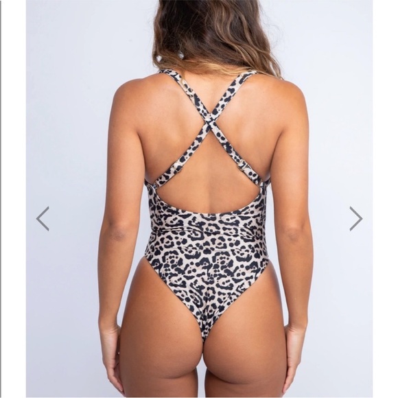 Skatie •Zoey• One Piece Leopard Swimsuit - Picture 7 of 8
